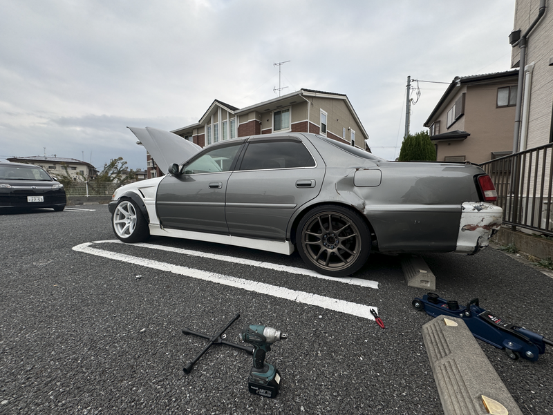 JOEY - TOYOTA JZX100 CRESTA